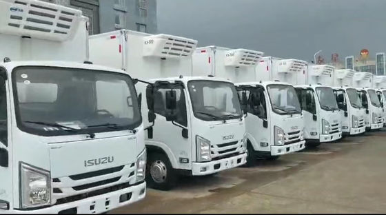 93 kW 125 pk Isuzu koelbus Diesel 4×2 Isuzu vriezer