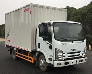 kopen 112 kW 152 pk Geïsoleerde vrachtwagenbox Transportvrachtwagen met achterste opheffende achterdeur online manufacture