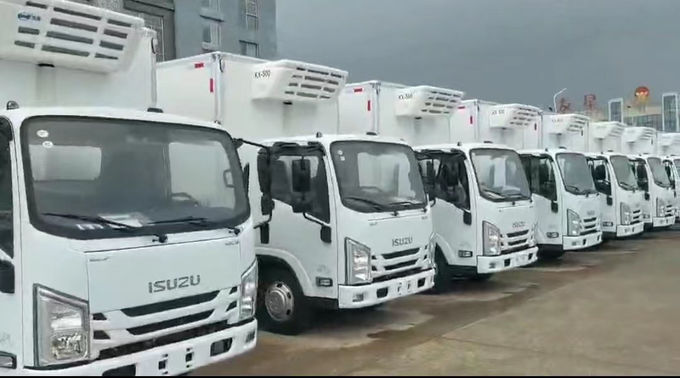 93 kW 125 pk Isuzu koelbus Diesel 4×2 Isuzu vriezer 1
