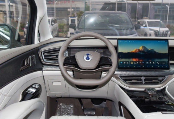BYD Tengshi Minivan MPV Plug In Hybrid MPV Pure Electric 8
