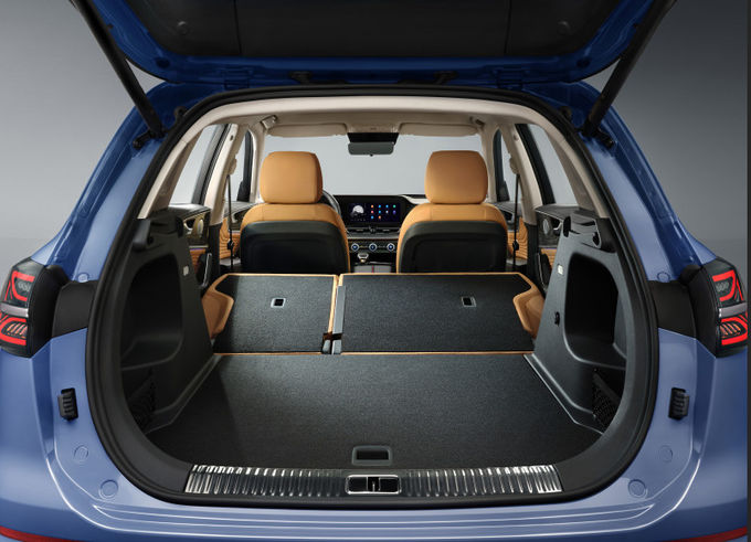 Blauw Hongqi Sport Utility Vehicle 185kw 5 zitplaatsen Gasoline Hongqi Suv 6