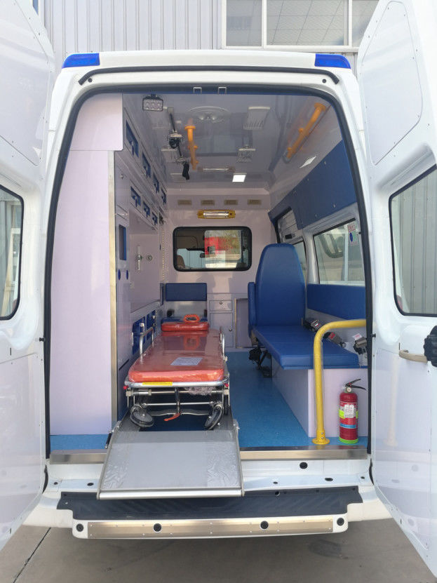 Medische Ford Transit Ambulance 8 / 9 zitplaats Diesel 4x2 8