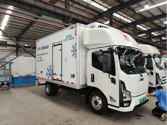 167 pk 227 pk Jiangling Koeltruck Diesel Achter aandrijving 4x2 2