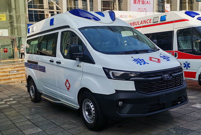 Witte Ford Transit Ambulance 8 zitplaatsen Gasoline Medische Ambulance 2
