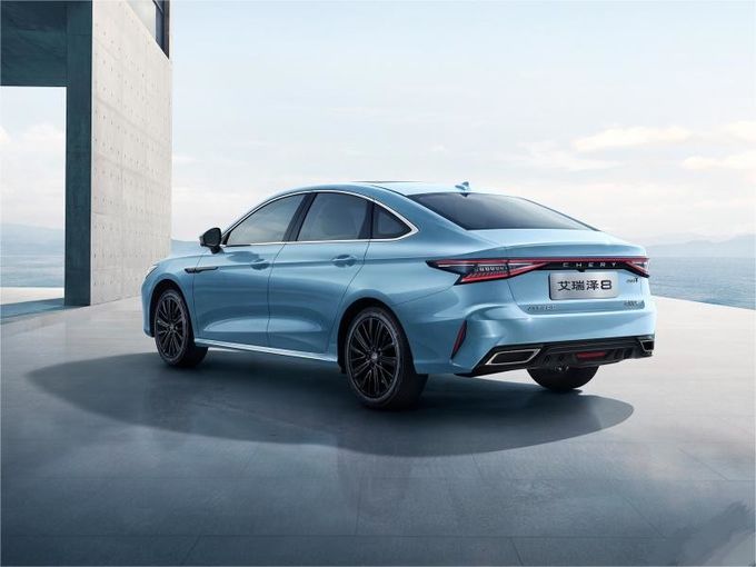 Benzin Chery Arrizo 8 Voertuig Auto Tweewiel aandrijving Geavanceerde Sedan 2