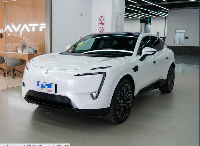 Pure Electric Avita 11 Vijf zitplaatsen High Performance Hatchback 0