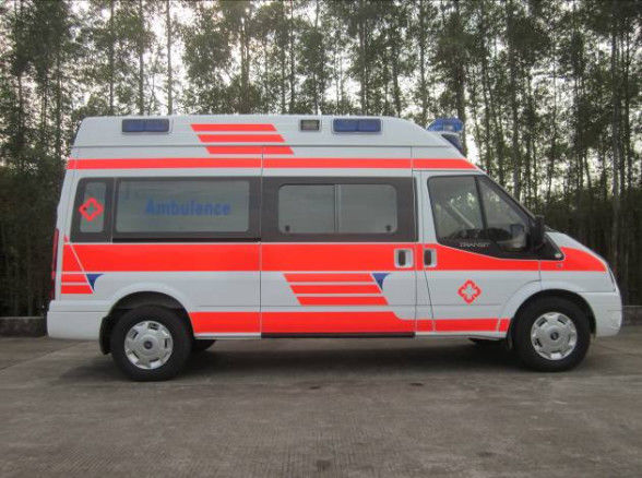9 zitplaatsen Ford Transit Ambulance 6 zitplaatsen Medi Cal Ambulance Voorste Achterste 4×2 2