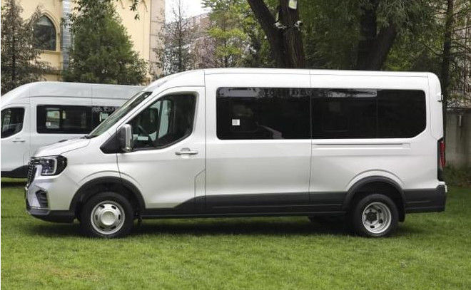 Witte Ford Transit Minibus 15 zitplaatsen Jiangling 10 zitplaatsen Minibus 0