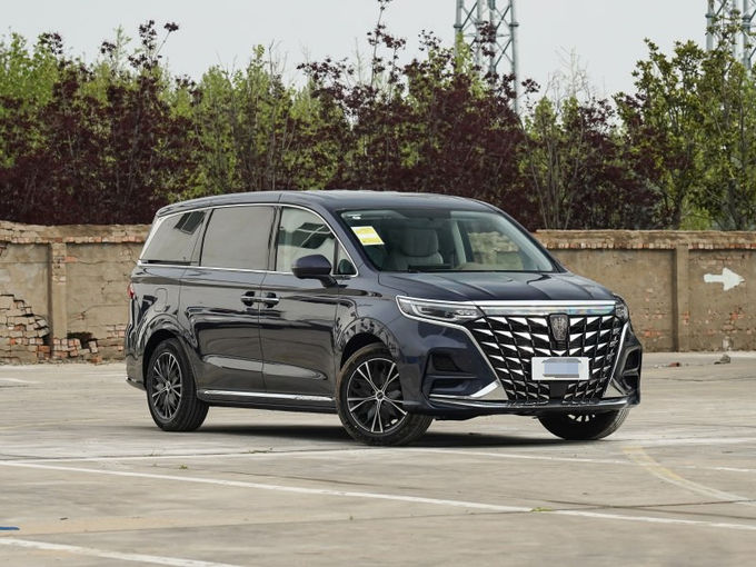 Roewe Grote Minivan MPV Vans Benzine 7 zitplaatsen 4x2 Automatische Transmissie 0