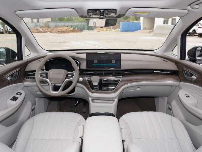 Roewe Grote Minivan MPV Vans Benzine 7 zitplaatsen 4x2 Automatische Transmissie 5