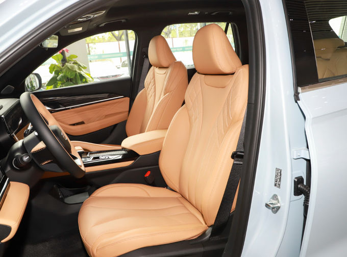 Plug In Hybrid SUV Voertuig Auto Off Road Benzine auto's 9