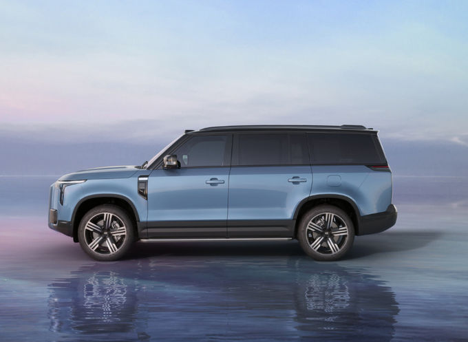 Plug In Extended Range Hybrid Vehicle Automobile Grote SUV Vierwielaandrijving 4