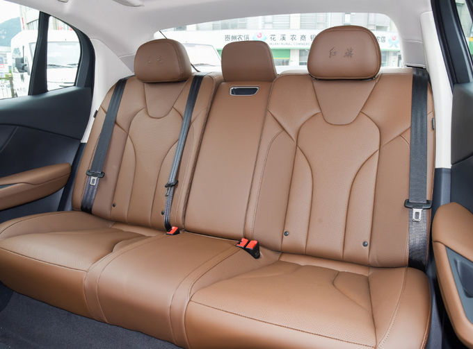 Hongqi elektrische EV auto 140Kw 5 zitplaatsen elektrische auto voorwiel aandrijving zwart 7