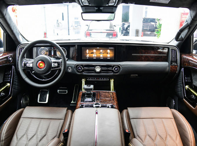 Hongqi S7 Groot luxe voertuig Auto 6 zitplaatsen 4 zitplaatsen SUV benzine 10