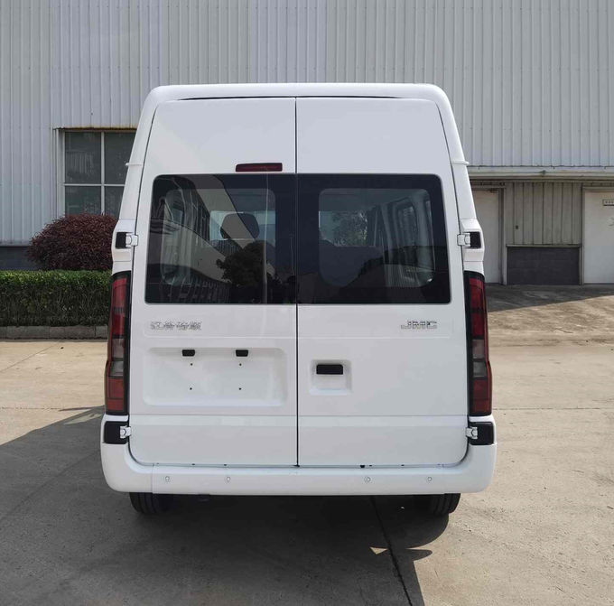 Diesel Fushun Minivan MPV Vans 7 zitplaatsen Voormotor Achterwiel aandrijving 1