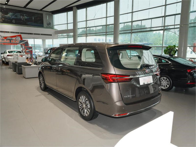 Buick Minivan MPV 7 zitplaatsen Voor zakelijke receptie Familie reis 2