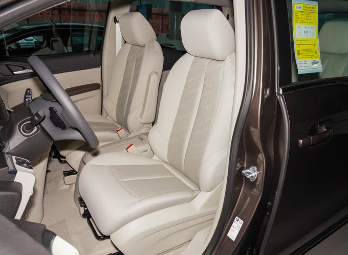 Buick Minivan MPV 7 zitplaatsen Voor zakelijke receptie Familie reis 9