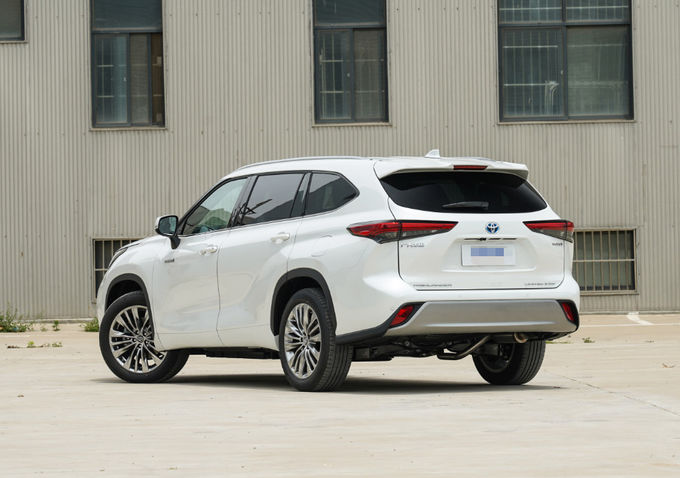 Toyota Highlander SUV 7 zitplaatsen Highlander Suv 3