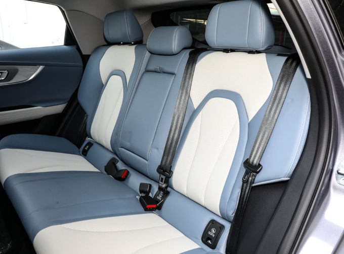 Benzin Cherio Menda Urban Off Road Voertuig SUV Voorwiel aandrijving 4x2 8