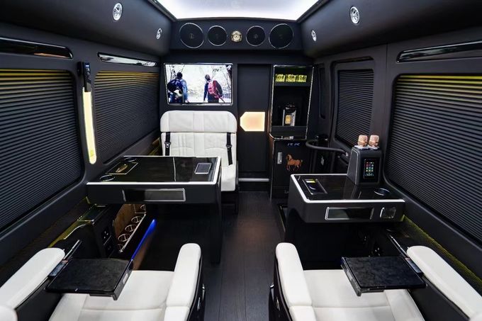 Toyota Coaster 12 zitplaatsen Toeristenbus Gasoline Achterrij 4×2 Handgeschakelde transmissie 5