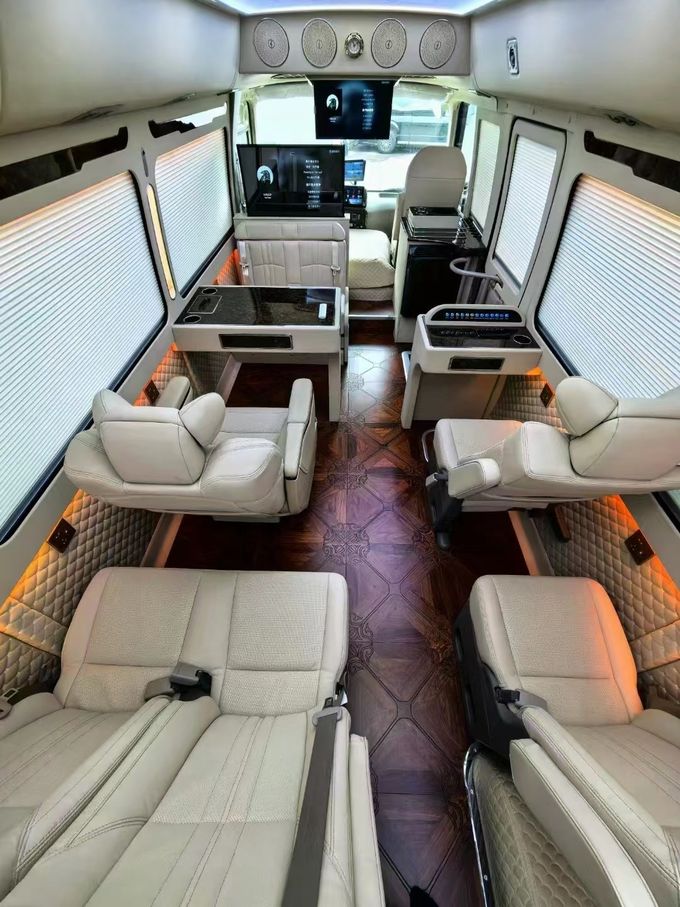 Toyota Coaster 16 zitplaatsen Toeristenbus Business Reception Bus Benzine 4×2 Handgeschakelde transmissie 7